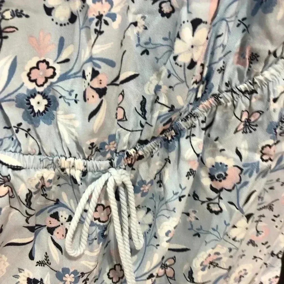 BeBop Off The Shoulder Floral Romper, tie waist, flutter short sleeve - Picture 5 of 9